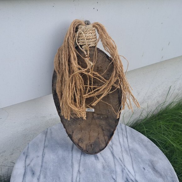 Handcrafted Tribal Wooden Mask Wall Hanging Home Decor Made in Indonesia 30 cm - Picture 4 of 10
